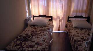 Гостиница Dikovinka-Sochi Guest House Адлер Улучшенный двухместный номер с 2 отдельными кроватями-2